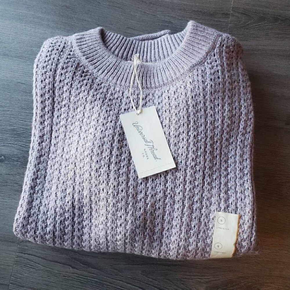 Sweater - Picture 6 of 7